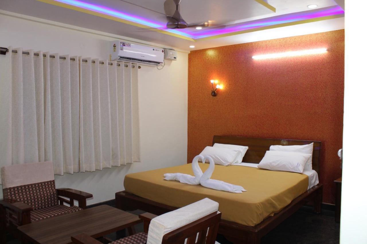 Golden Pride Hotel Kanakapura Kültér fotó