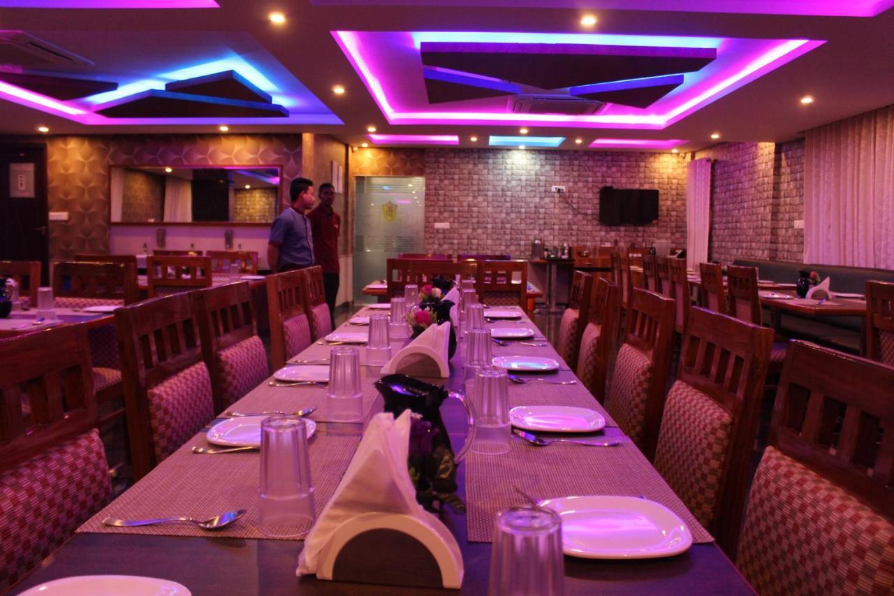 Golden Pride Hotel Kanakapura Kültér fotó
